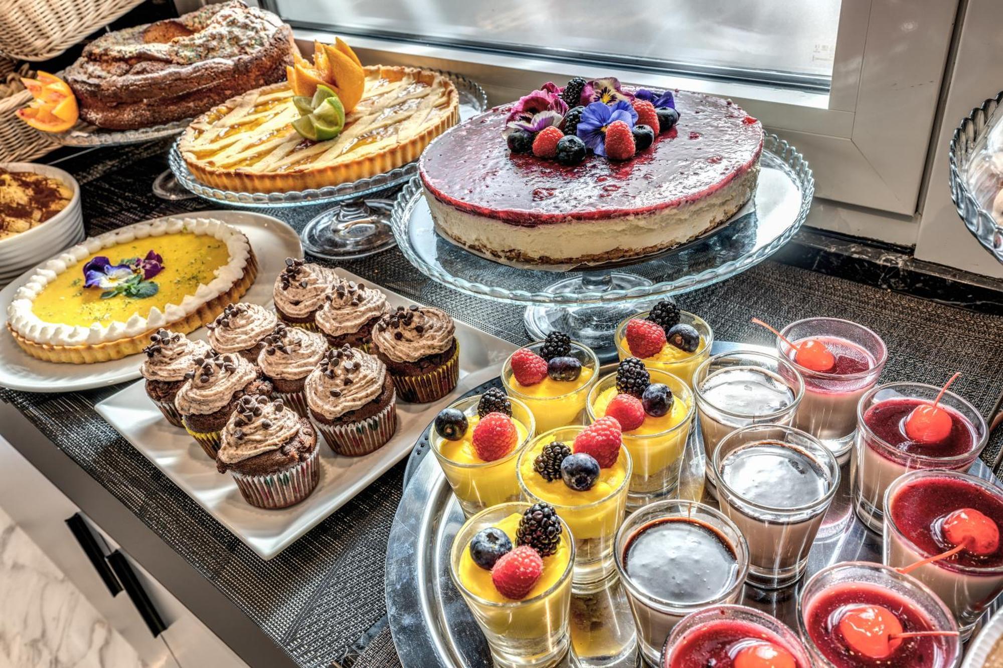 Cc Palace Hotel Рим Экстерьер фото